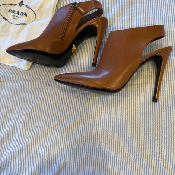 Prada open back boot with heel - Picture 3 of 7